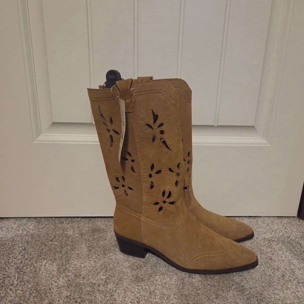 No Boundaries Western Faux Suede Taupe Size 11 Boots New